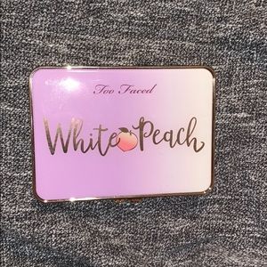 Too Face White Peach Pallete